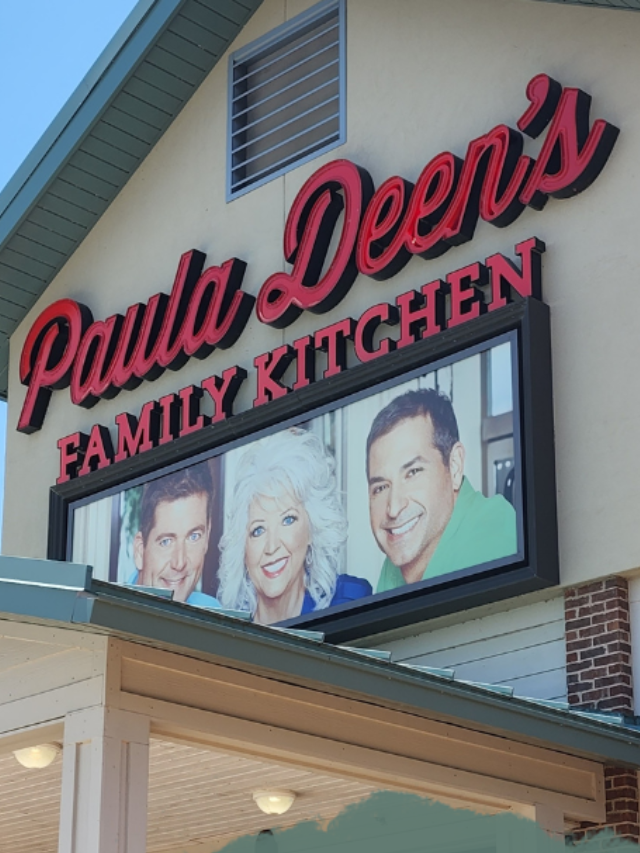 Paula Deen’s Family Kitchen Review Story